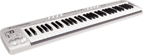 BEHRINGER UMX61